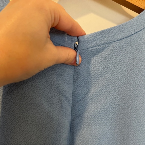 Gal Meets Glam Ellie Crepe Puff Sleeve Dress - Picture 11 of 11